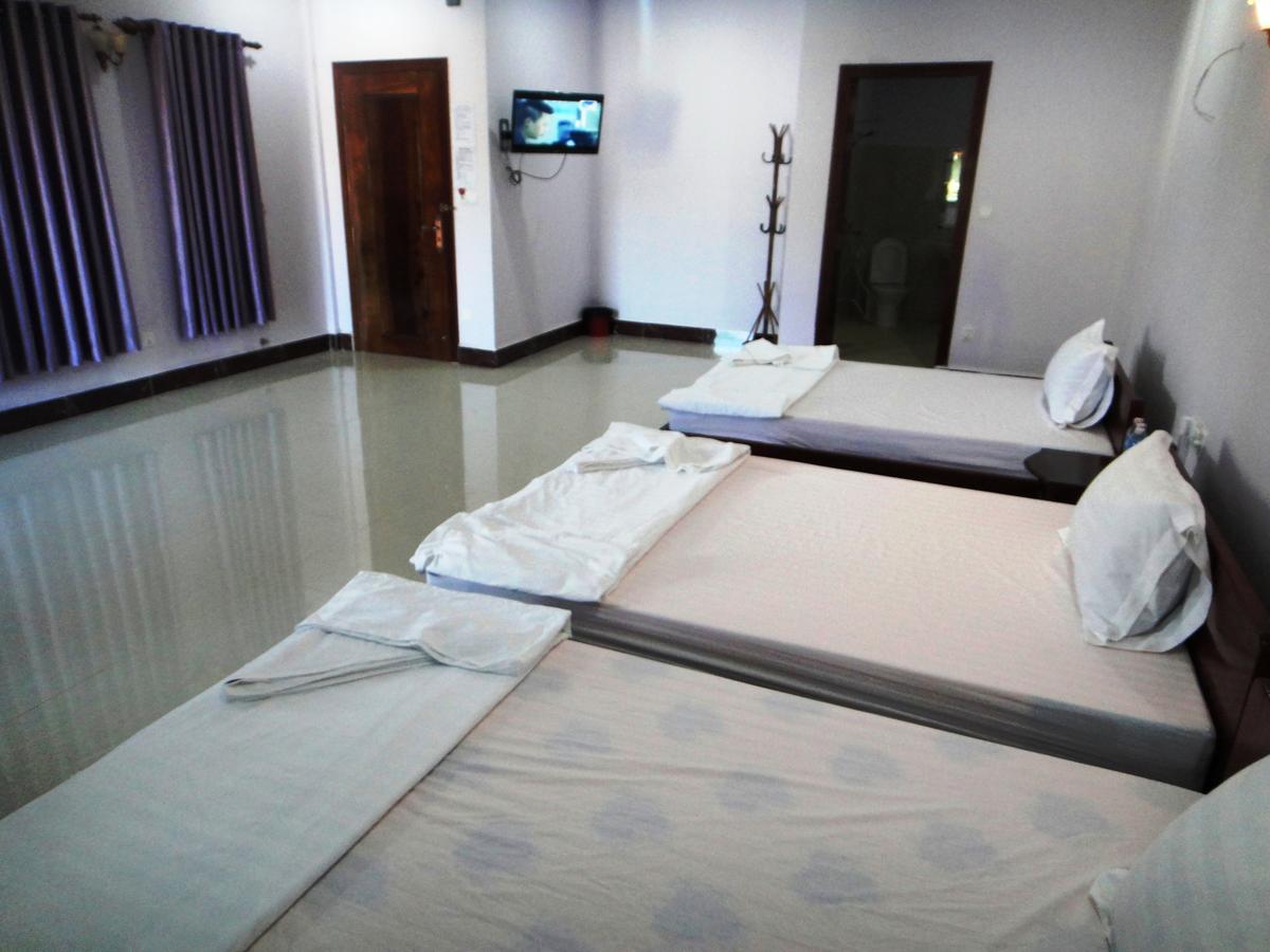 Sambo Leap Guesthouse 캄폿 객실 사진