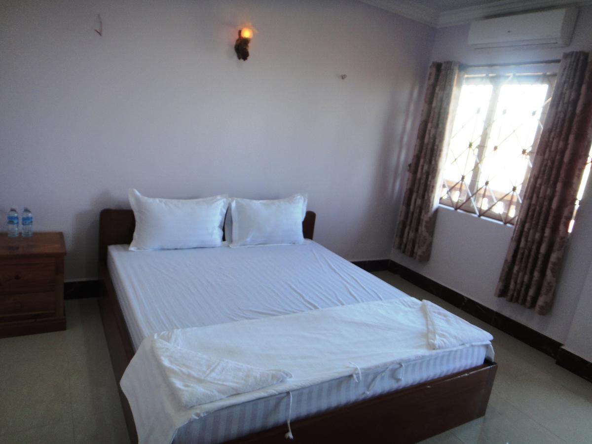 Sambo Leap Guesthouse 캄폿 객실 사진