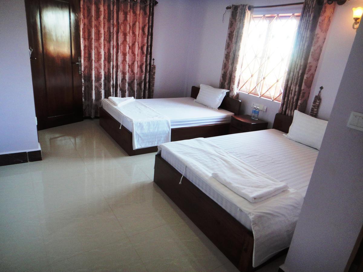 Sambo Leap Guesthouse 캄폿 객실 사진