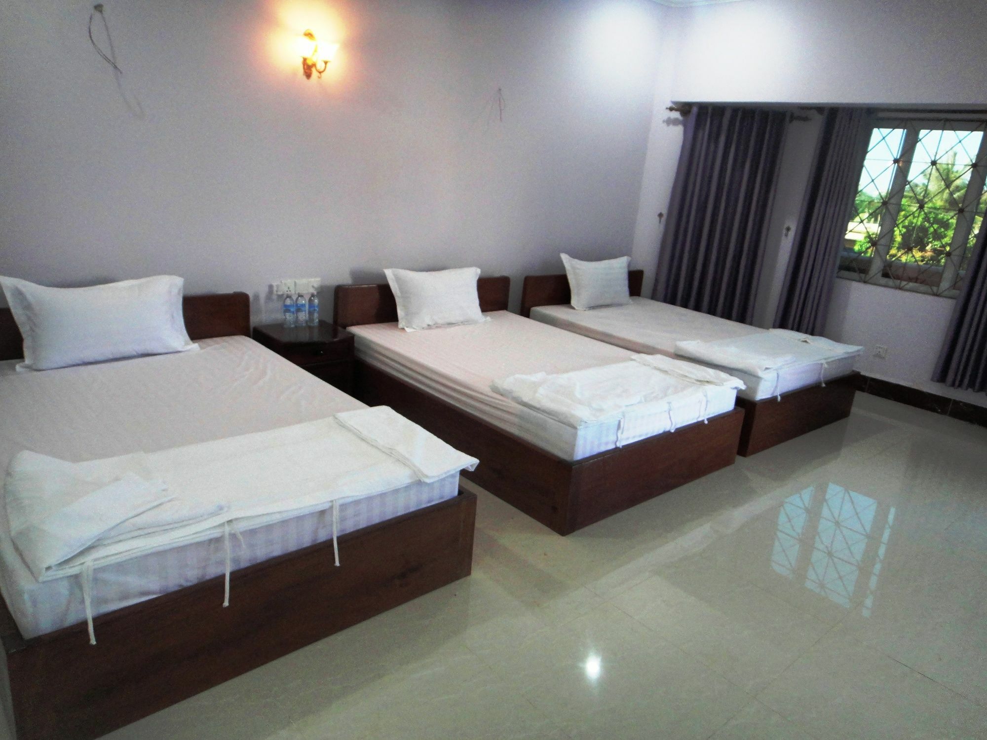 Sambo Leap Guesthouse 캄폿 외부 사진