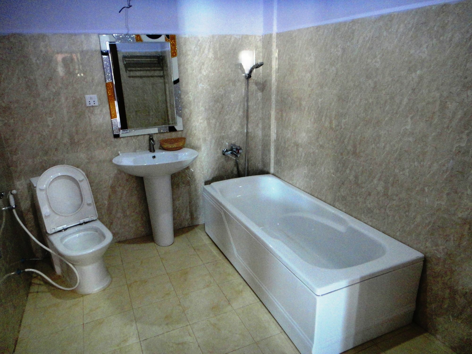Sambo Leap Guesthouse 캄폿 외부 사진